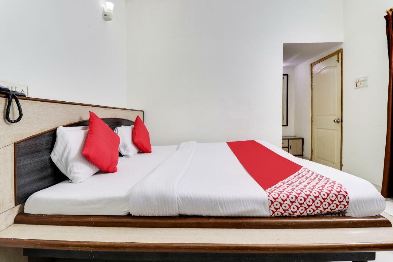 Oyo 45398 Kunal Hotel Etāwah Eksteriør billede