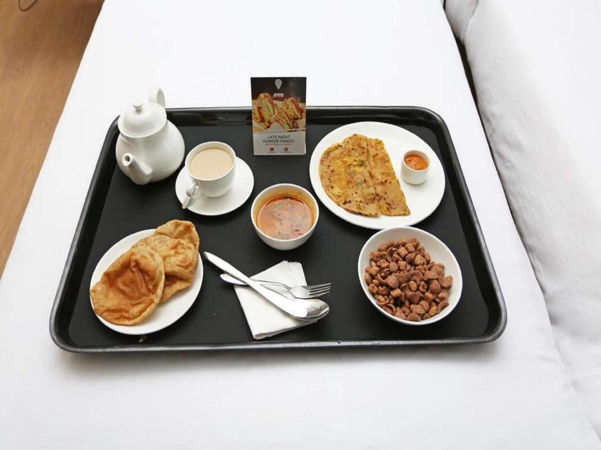 Oyo 45398 Kunal Hotel Etāwah Eksteriør billede